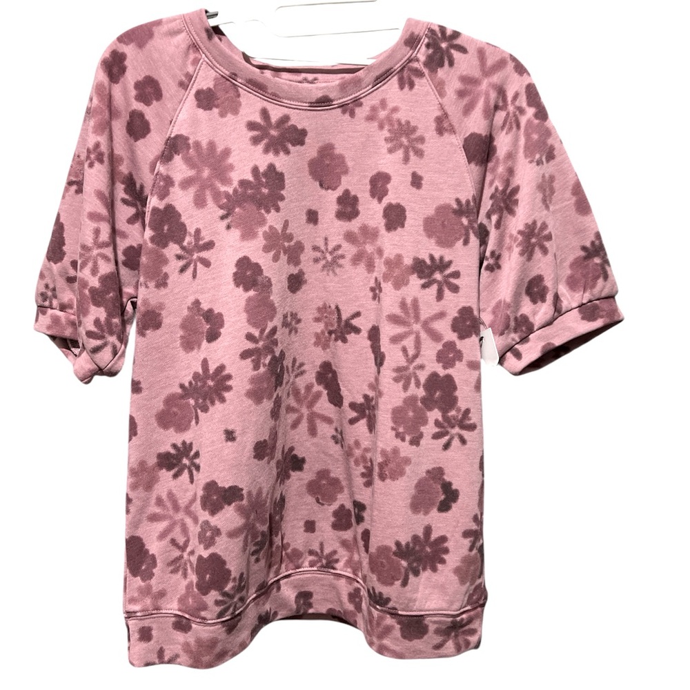 Sonoma sweatshirt NWT short sleeve small.